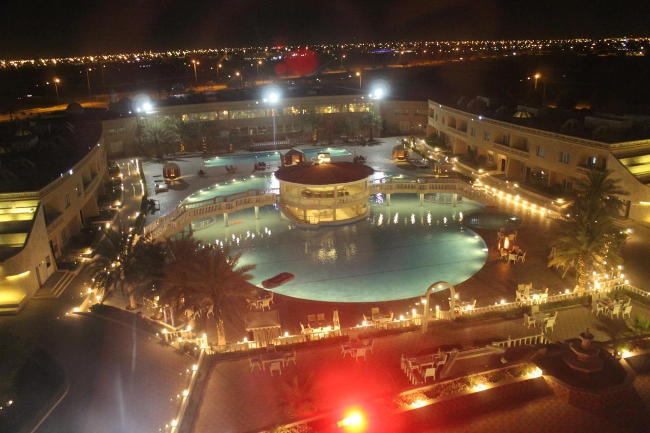 Al Salam Grand Hotel & Resort Al Buraimi Buitenkant foto