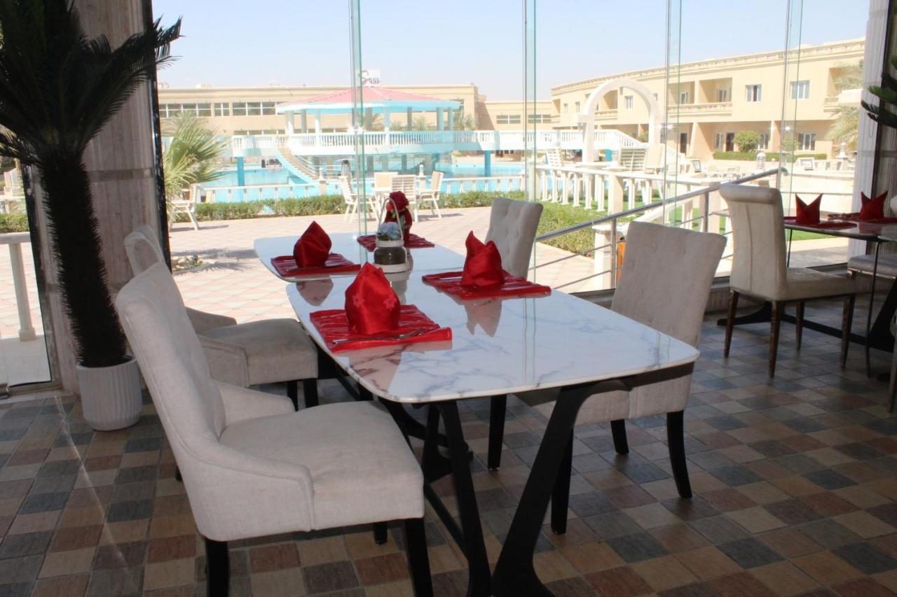 Al Salam Grand Hotel & Resort Al Buraimi Buitenkant foto