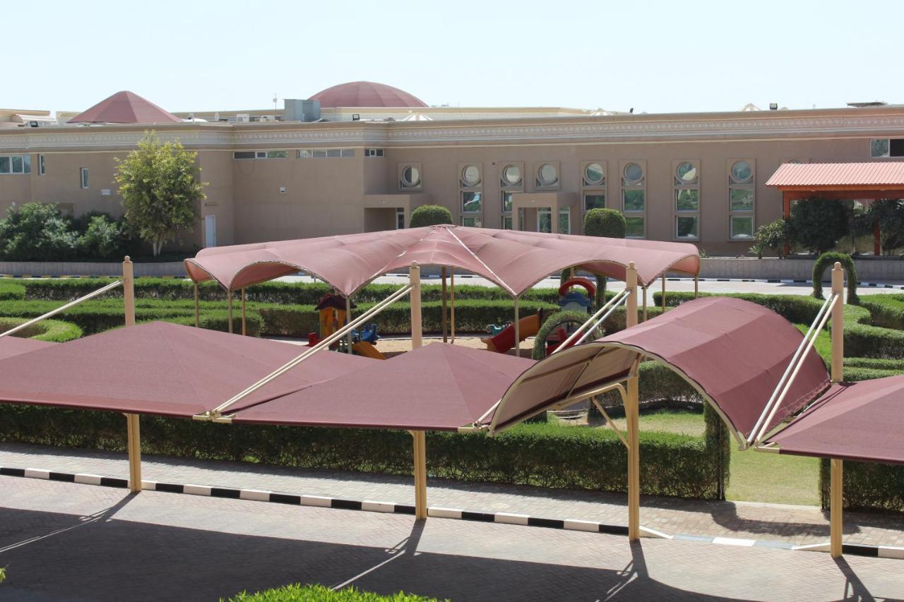 Al Salam Grand Hotel & Resort Al Buraimi Buitenkant foto